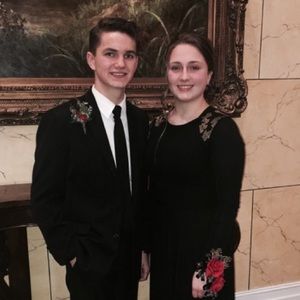 Meet your Posher, Alyson